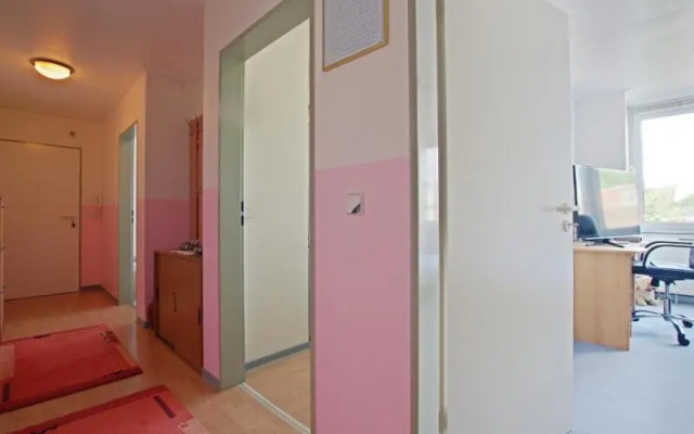 Id 4301 Private Apartment