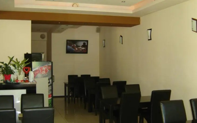 Central Park Guest Rooms