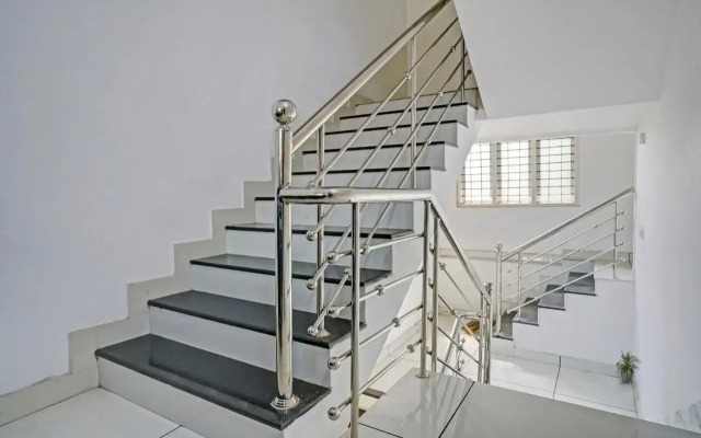 Oyo Flagship 808201 Hornbill Residency