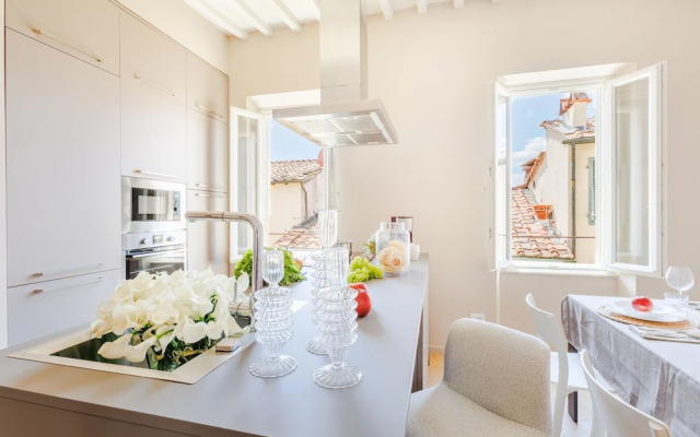The White Lotus Penthouse