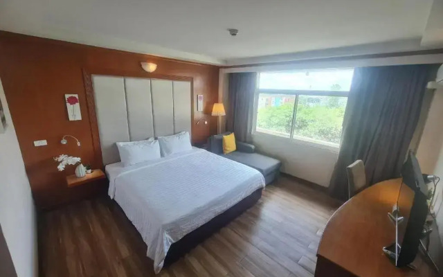 Western Grand Hotel Ratchaburi (SHA Extra Plus)
