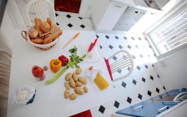 Giulia Halldis Apartment