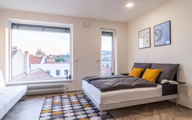 Lavender Time Studio with a Garden View Balcony