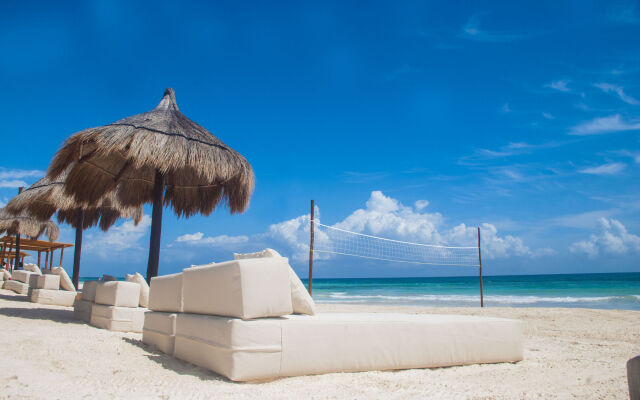 La Zebra Tulum - a Small Luxury Hotel