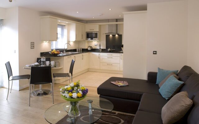 Cliddesden Place by House of Fisher