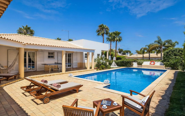 Villa Dome by OCvillas