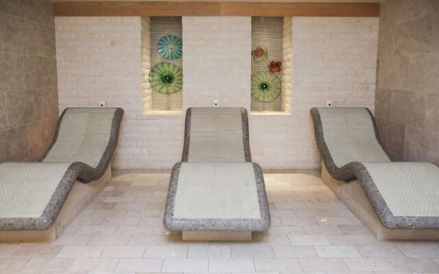 Waldorf Astoria Park City