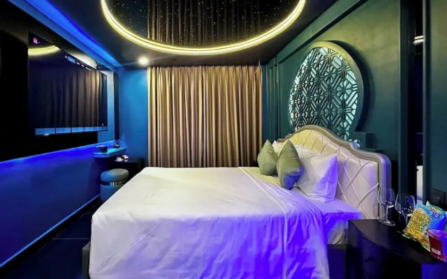 Cupid Hotel 3