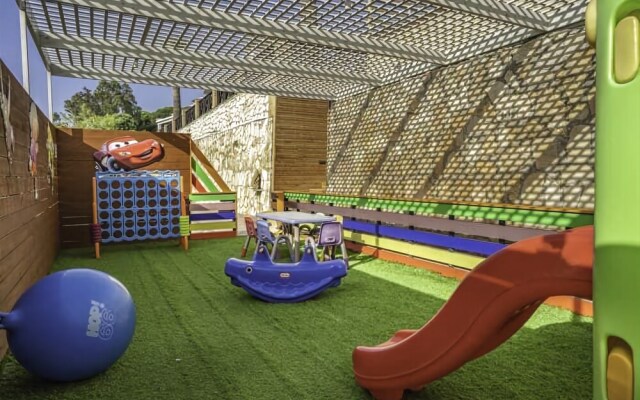 Koukis Holiday Club