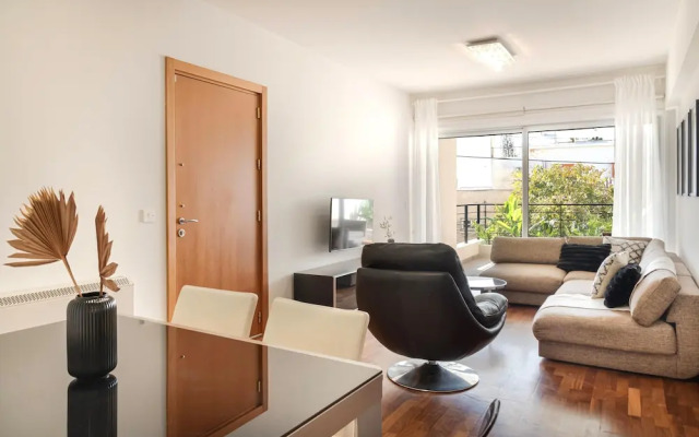 Phaedrus Living Evergreen City Flat