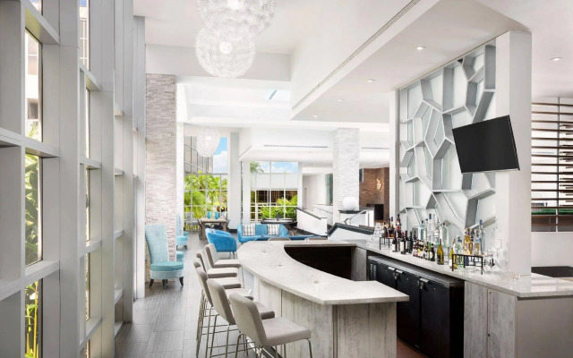 Sawgrass Grand Hotel and Suites Sports Complex