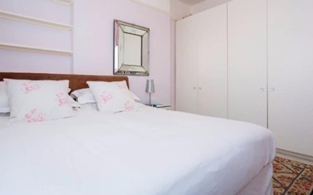 4 Bedroom Flat In Notting Hill