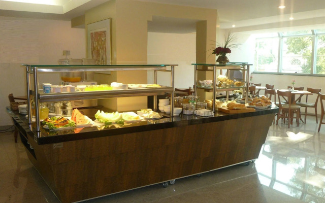 Via Contorno Hotel