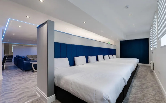 Temple Court Cavern Quarter Apartments