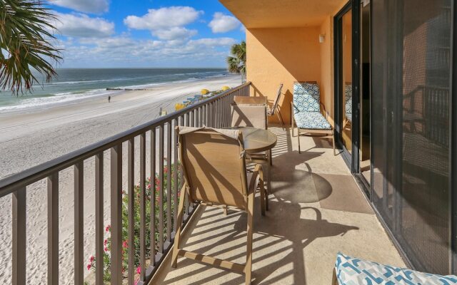 Trillium 2B Beach View From ALL Rooms/very Unique/top Location!