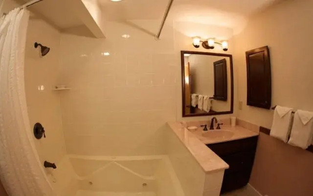 Fall Line Condominiums