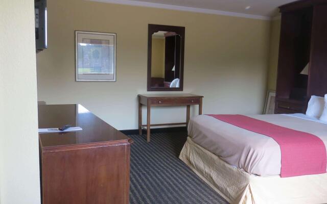Travelodge by Wyndham Stratton