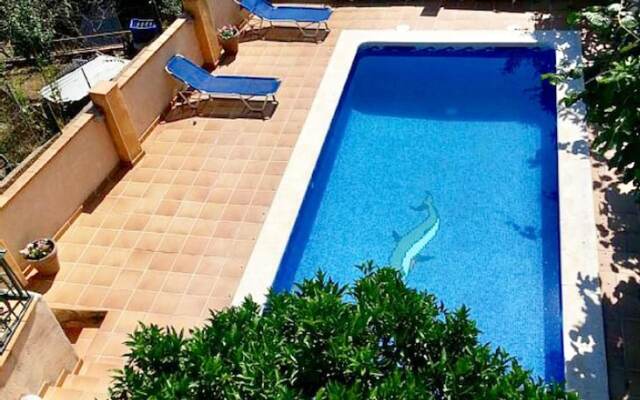 Apartment With 3 Bedrooms in Argentona, With Wonderful Mountain View,