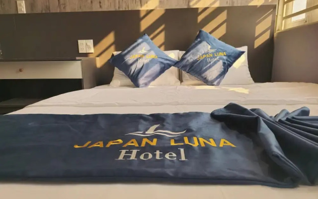 Japan Luna Hotel Binh Duong -BAYLUXURY