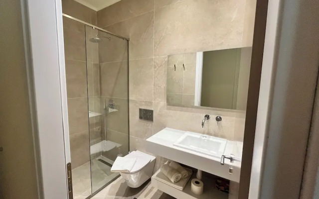 Elite Patras Suites