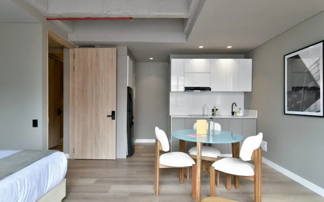 w Radiant 2BR w/ Marvelous Deco in Unicentro