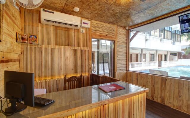 Hotel Pleasure Inn near Turtle Beach- Morjim