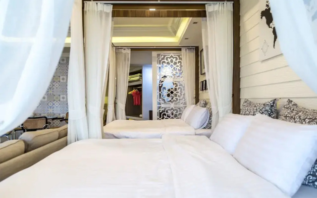 Sandy Beach Condo 17D