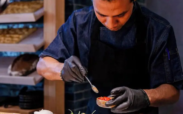 HOW Boutique and Hotel