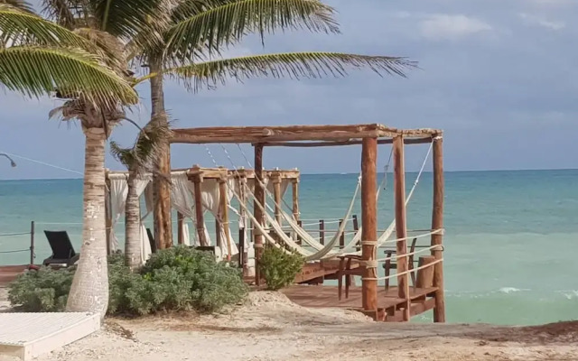 Perfect Beach Location For Families And Weddings