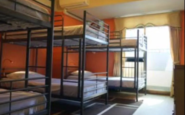 Cozy Planet Hostel