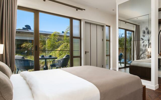 Genesis Hotel