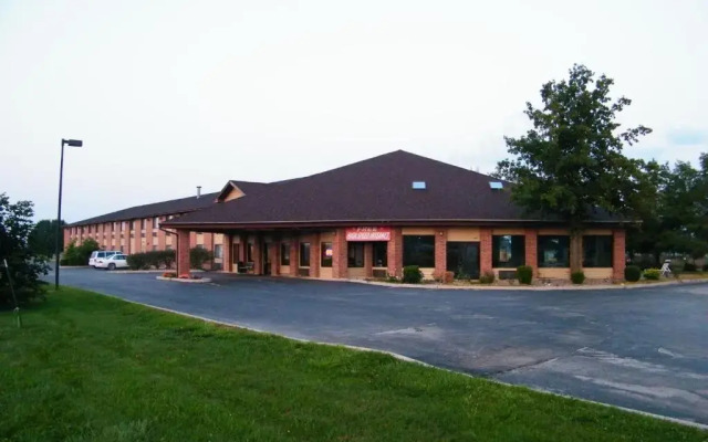 Capital O Amerihost Inn and Suites Mexico Hwy 54 MO