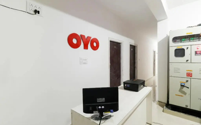 Mmr Castle by OYO Rooms
