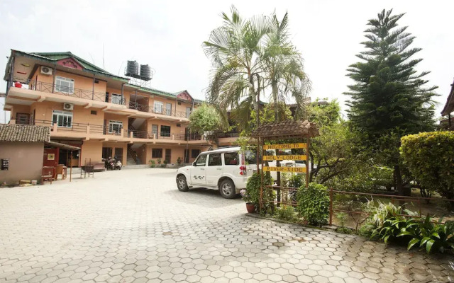 OYO 485 Hotel Holy Lodge Annexe