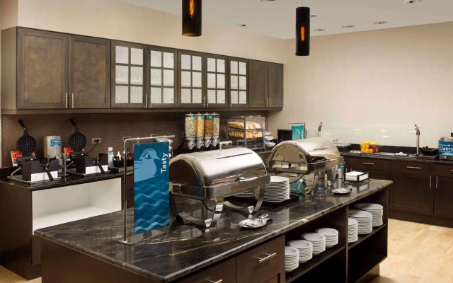 Homewood Suites by Hilton San Antonio Airport