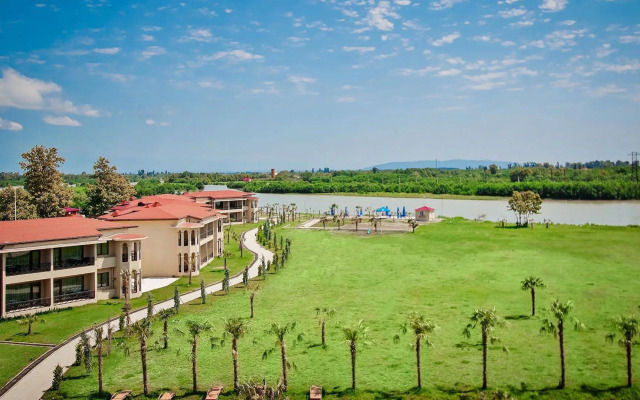 Pratap's Signature Hotel-Resort&Spa