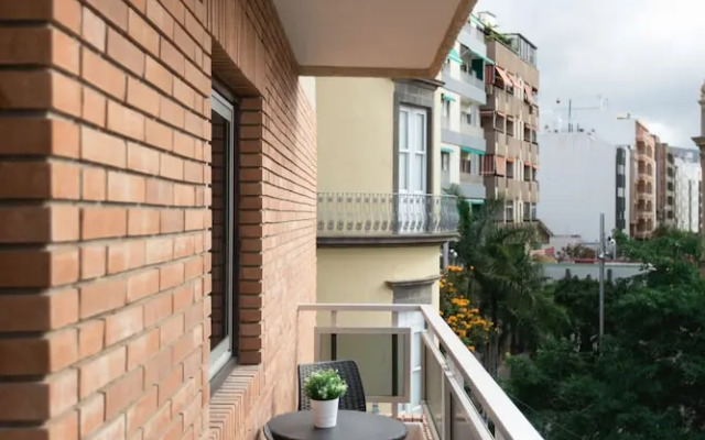 Santa Cruz Downtown Apartment, Luminosidad, Confort y Estilo