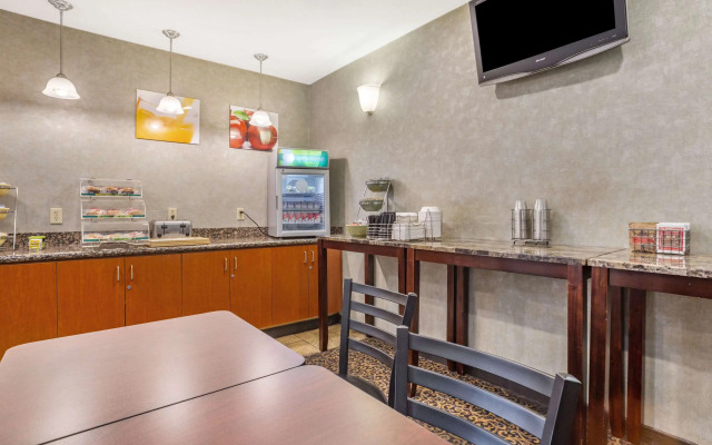 Quality Inn & Suites Livermore Wine Country