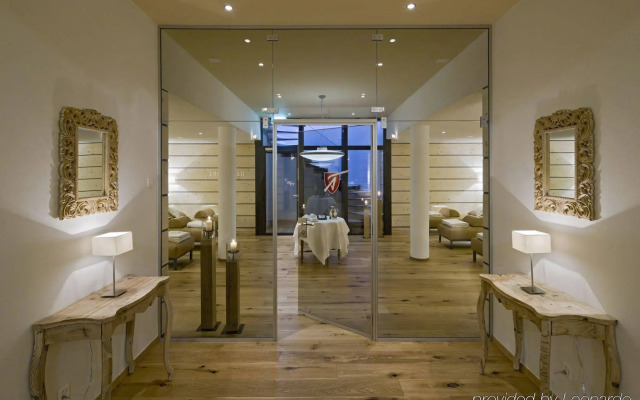 Swiss Alpine Hotel Allalin