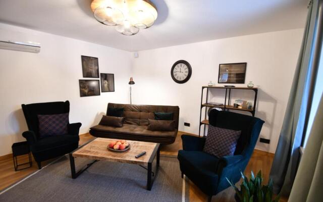 Tweed House-superior villa in a calm neighborhood