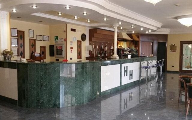 Hotel Holiday