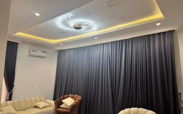 Serene Oasis in Lagos - Private Pool & Relaxing Ambiance