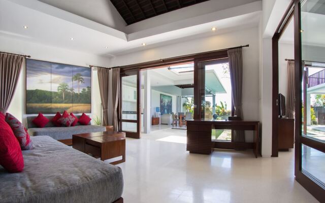 Villa Seratus