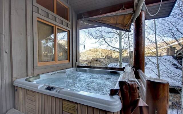 La Maconnerie #1 4 Bedroom Condo