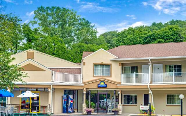 Days Inn by Wyndham Ridgefield