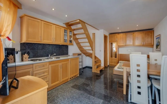 Miro - A2 Maisonette