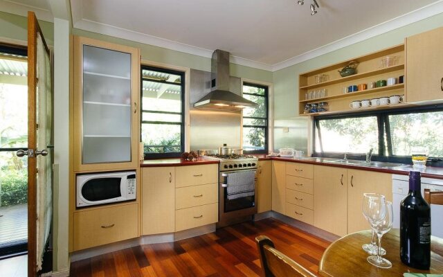 Jacaranda Cottages