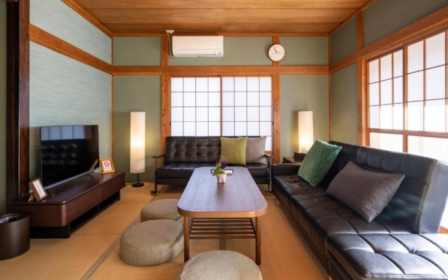OriOri House Hotel Mt Fuji view 全室富士山ビューの貸切り宿 折々 – Guest Rooms – Fujikawaguchiko