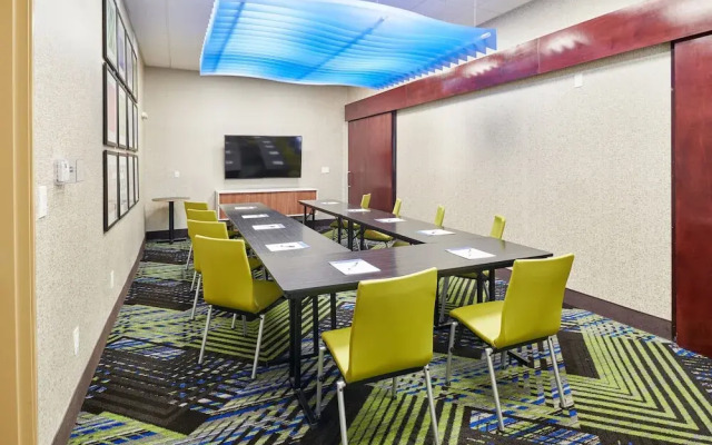 Holiday Inn Express Guesthouse