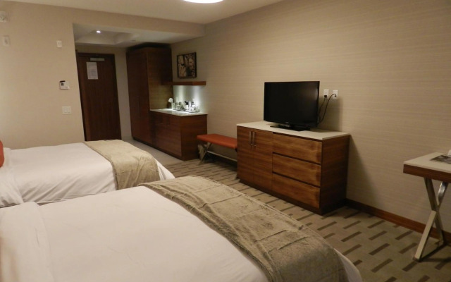 Radisson Hotel & Conference Centre Calgary Airport
